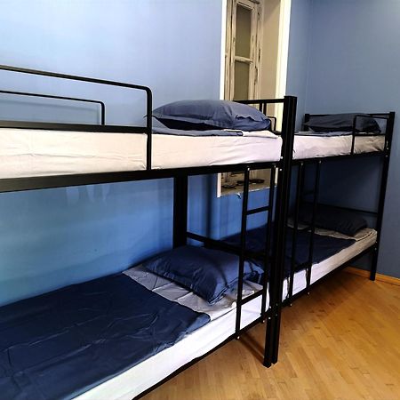 J Square Hostel Tbilisi Eksteriør billede