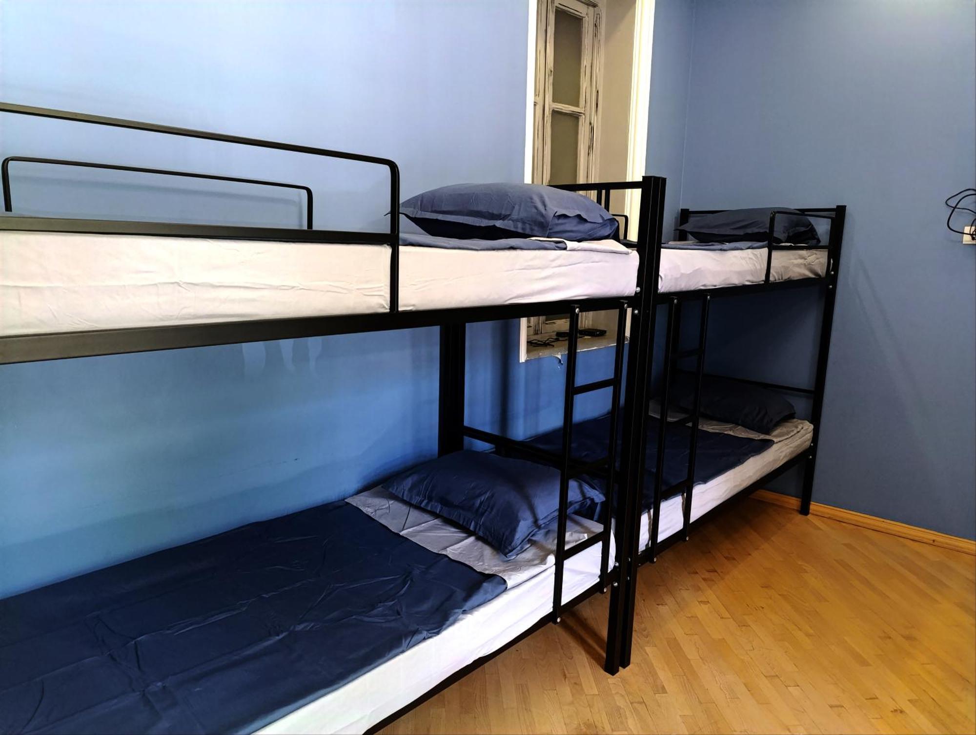 J Square Hostel Tbilisi Eksteriør billede